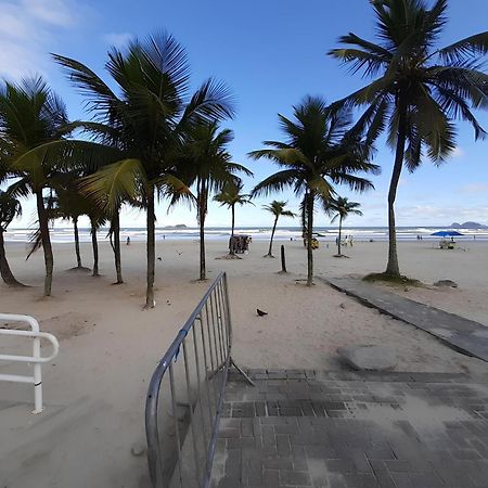 Biwa Condominio Cm Piscina, 1Garagem, Wi-Fi 300 Mega, Central De Vigilancia Remota , Centro Do Guaruja Proximo A Praia E Comercio, Horarios Check-In E Check-Out Flexiveis Buitenkant foto