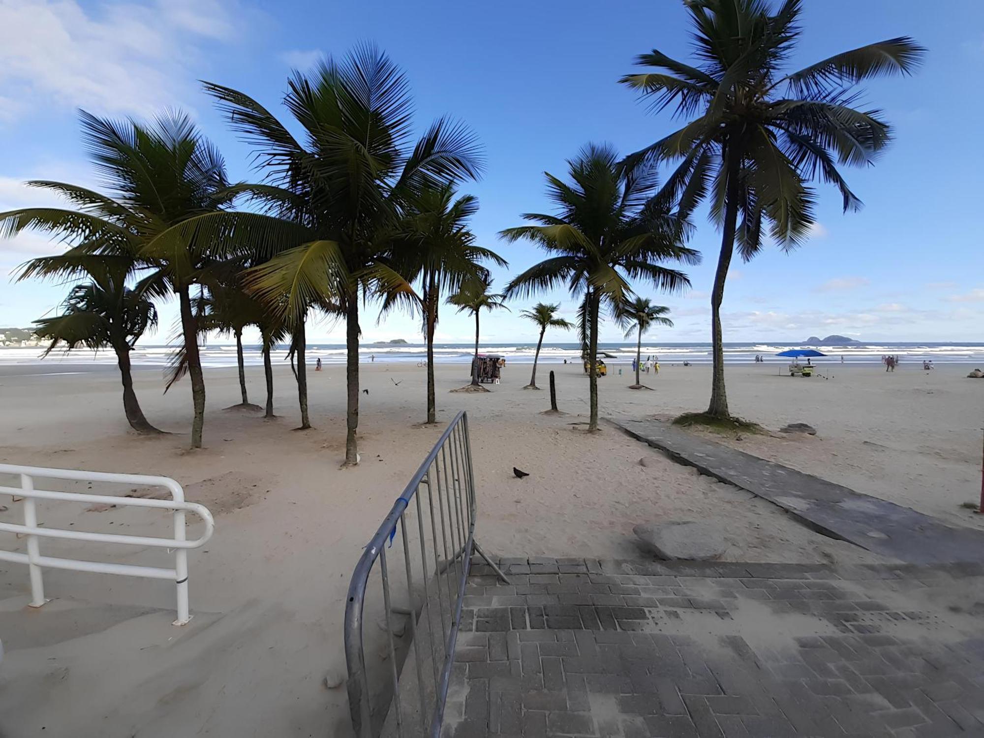 Biwa Condominio Cm Piscina, 1Garagem, Wi-Fi 300 Mega, Central De Vigilancia Remota , Centro Do Guaruja Proximo A Praia E Comercio, Horarios Check-In E Check-Out Flexiveis Buitenkant foto